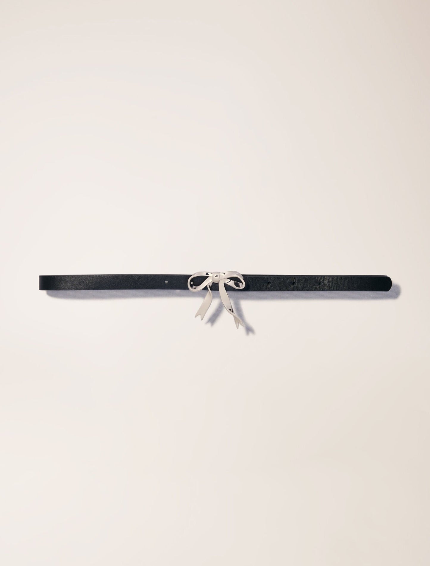 Black-featured-Slim leather bow belt