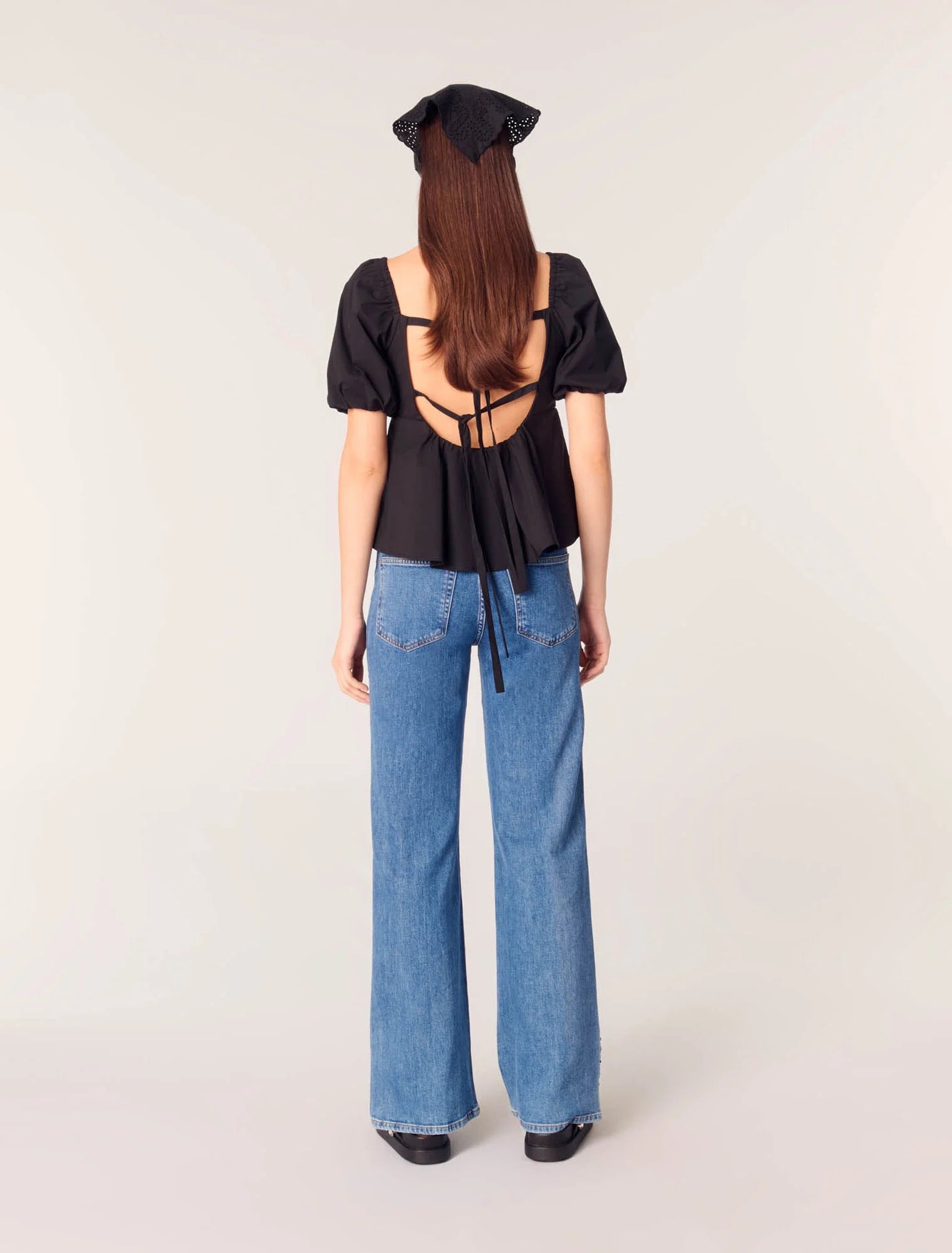 Blue-Embroidered Jeans With Rhinestones