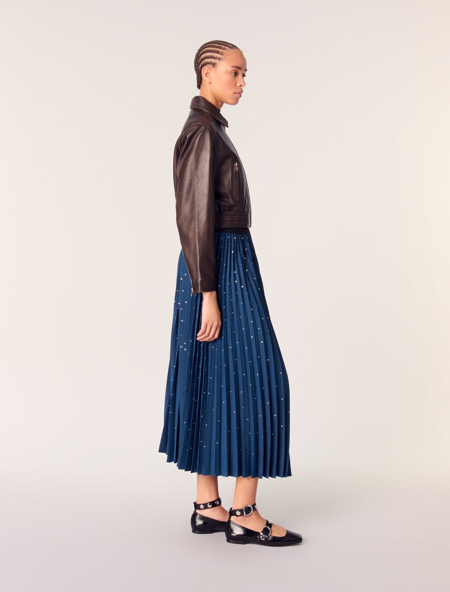 Blue Jean-Long pleated skirt with studs 