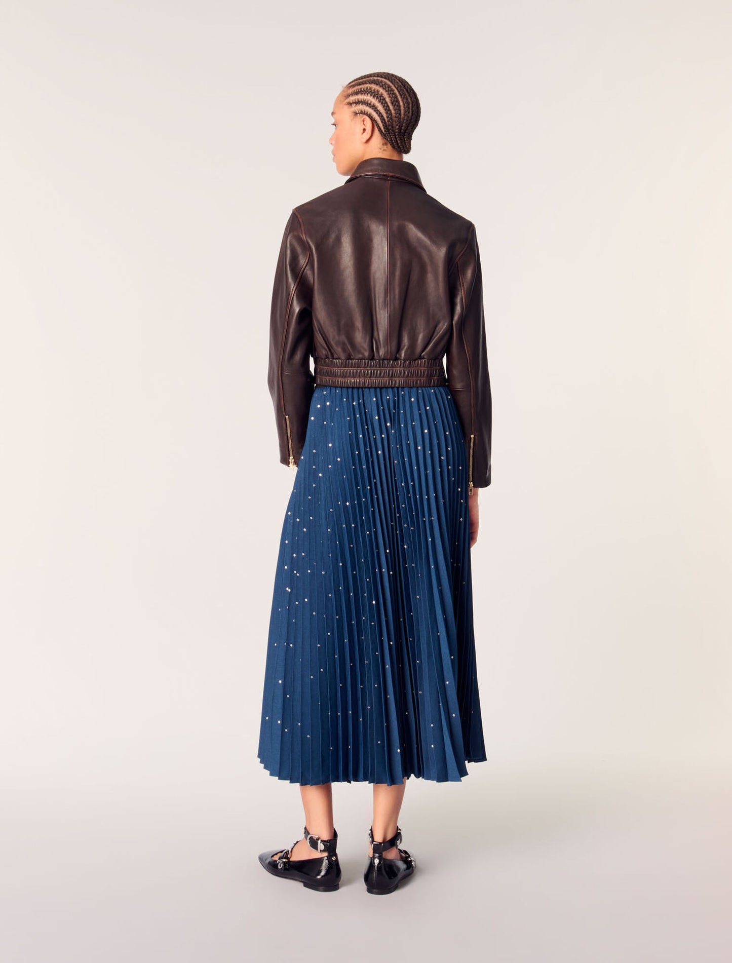 Blue Jean-Long pleated skirt with studs 