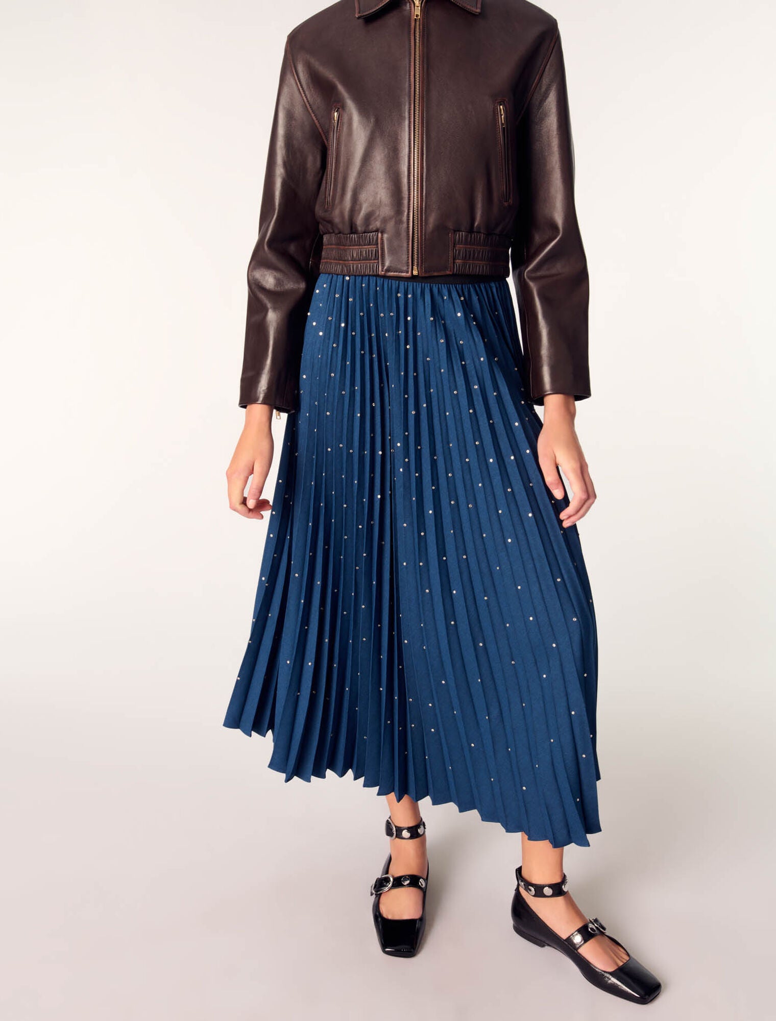 Blue Jean-Long pleated skirt with studs 