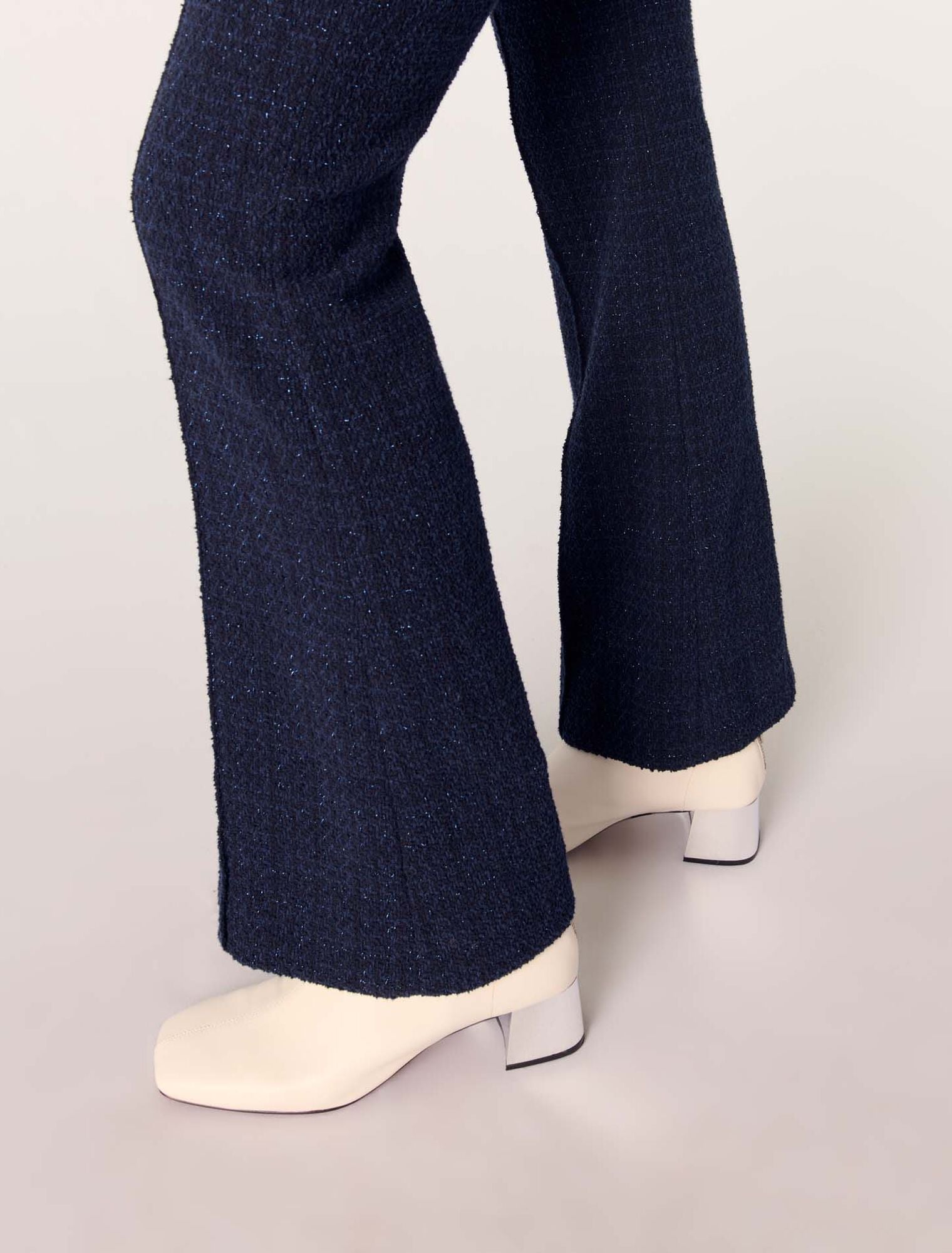 Navy-Tweed trousers