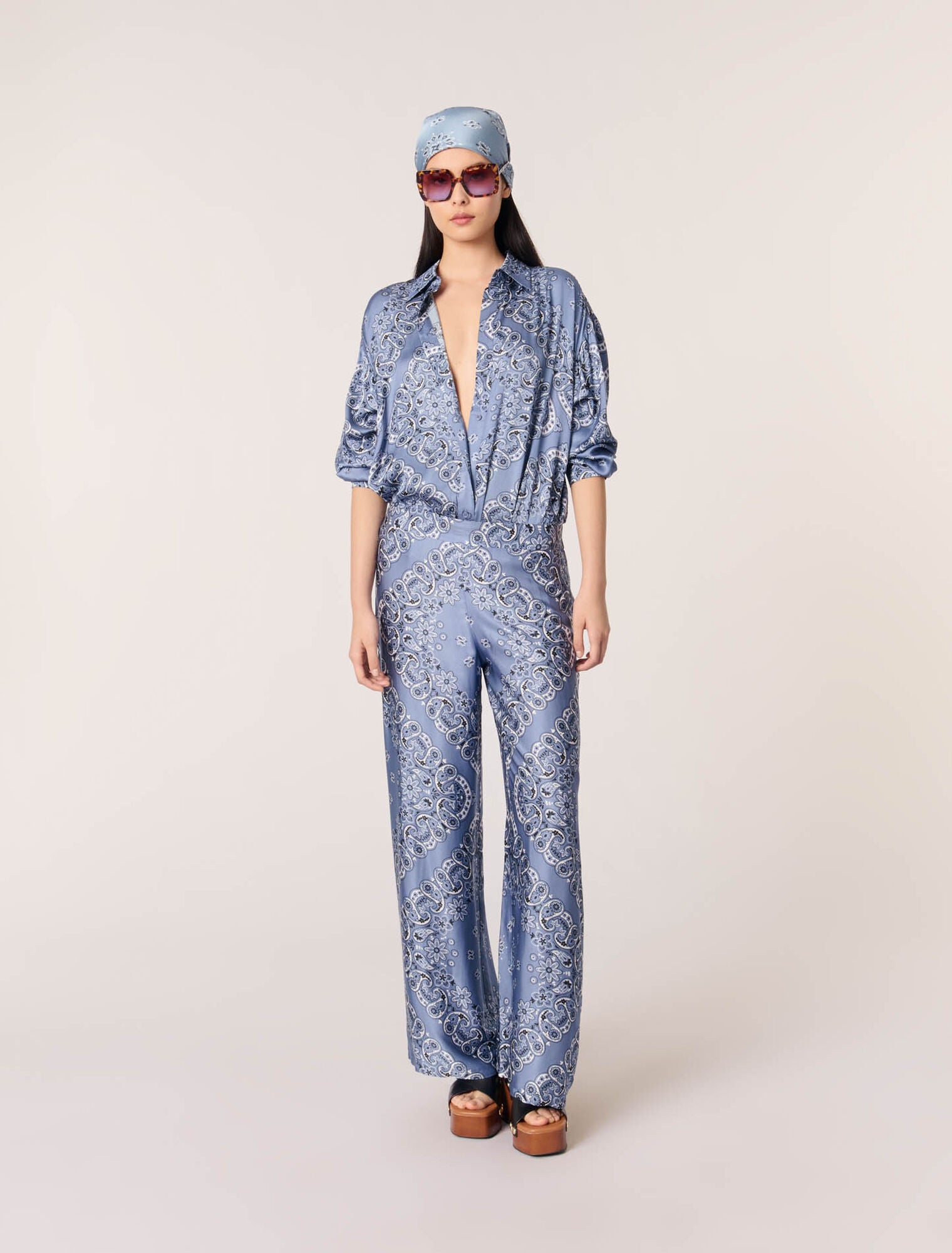 Blue Bandana Print-featured-Flowing patterned trousers