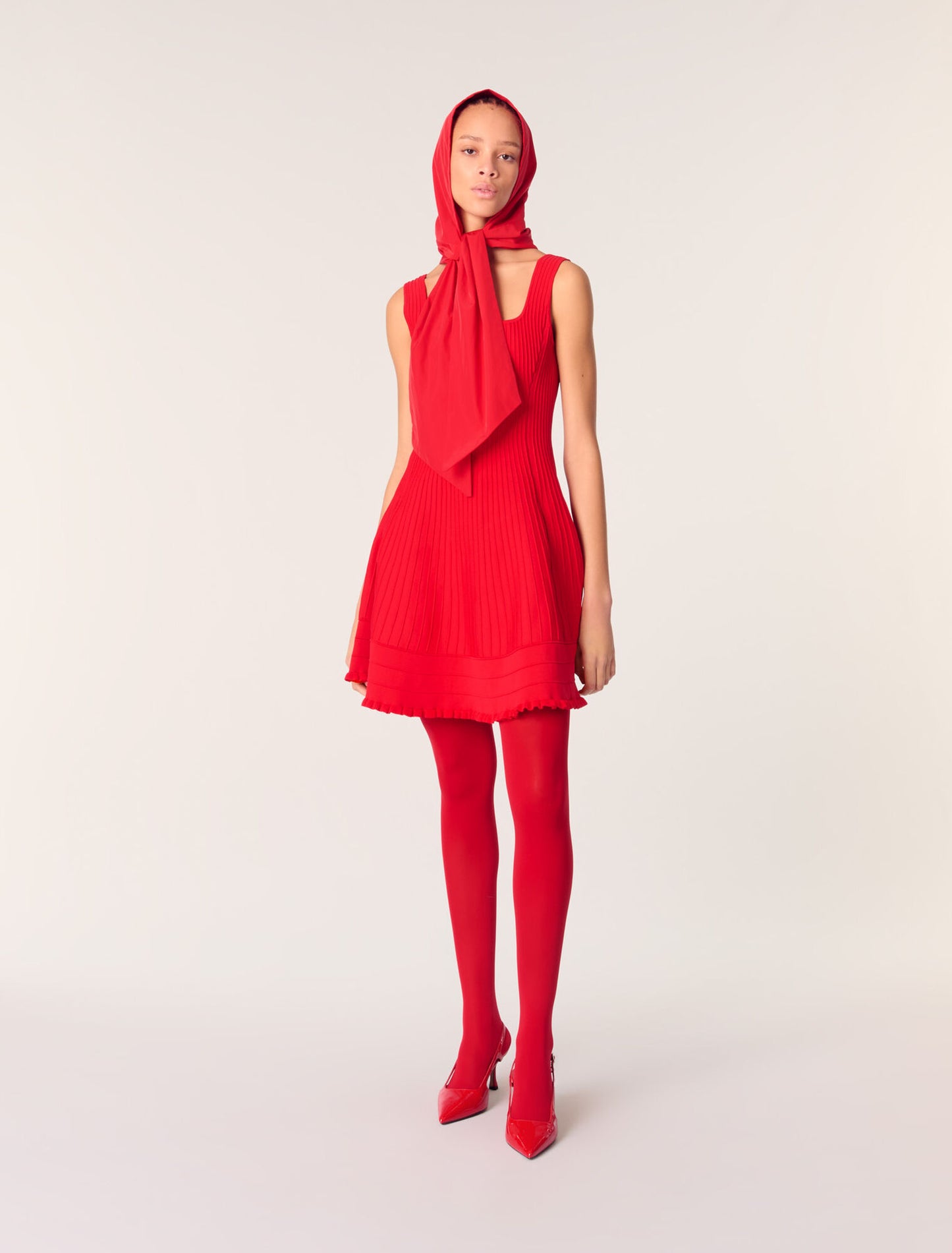 Red-featured-Short knit dress