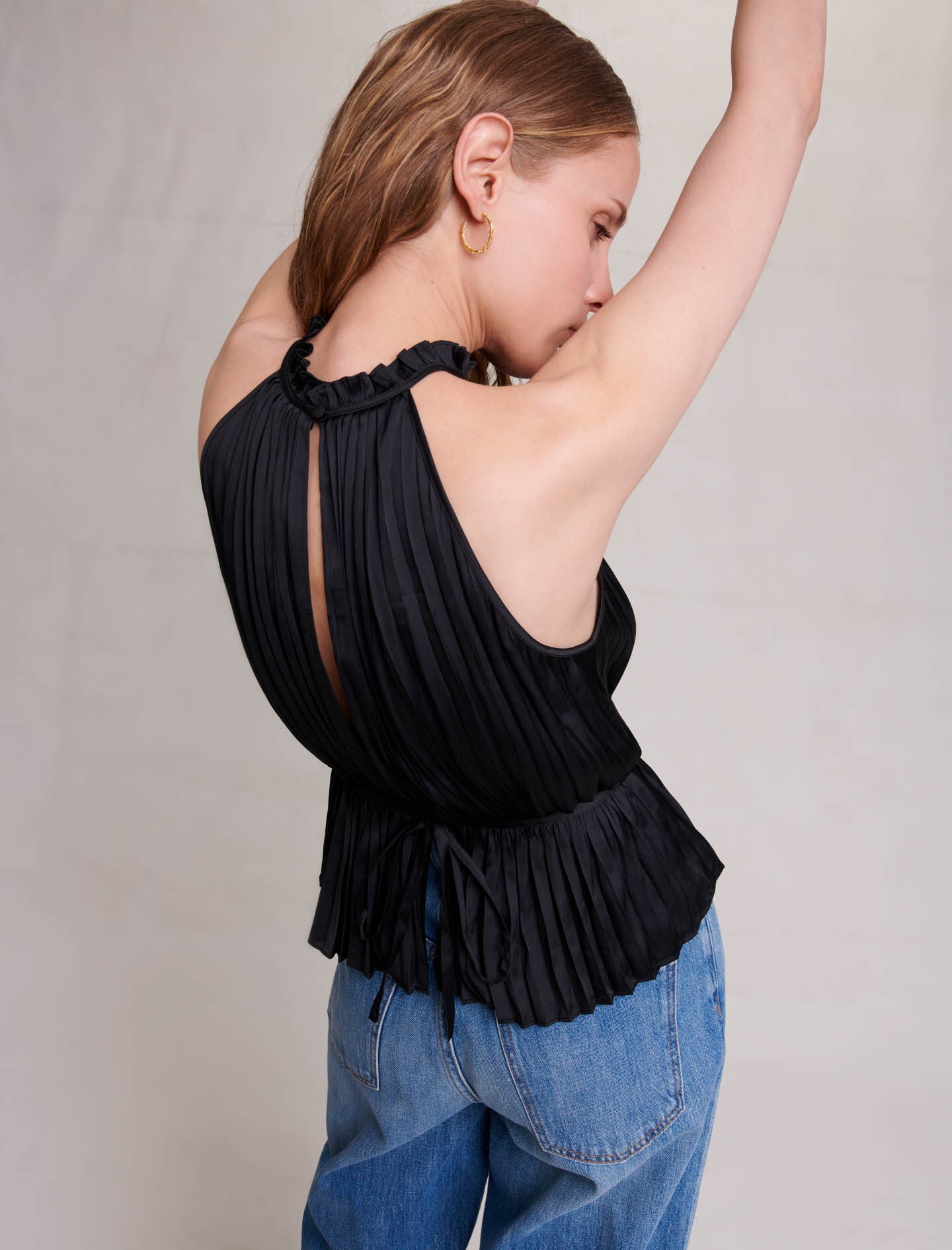 Black featured-pleated satin top