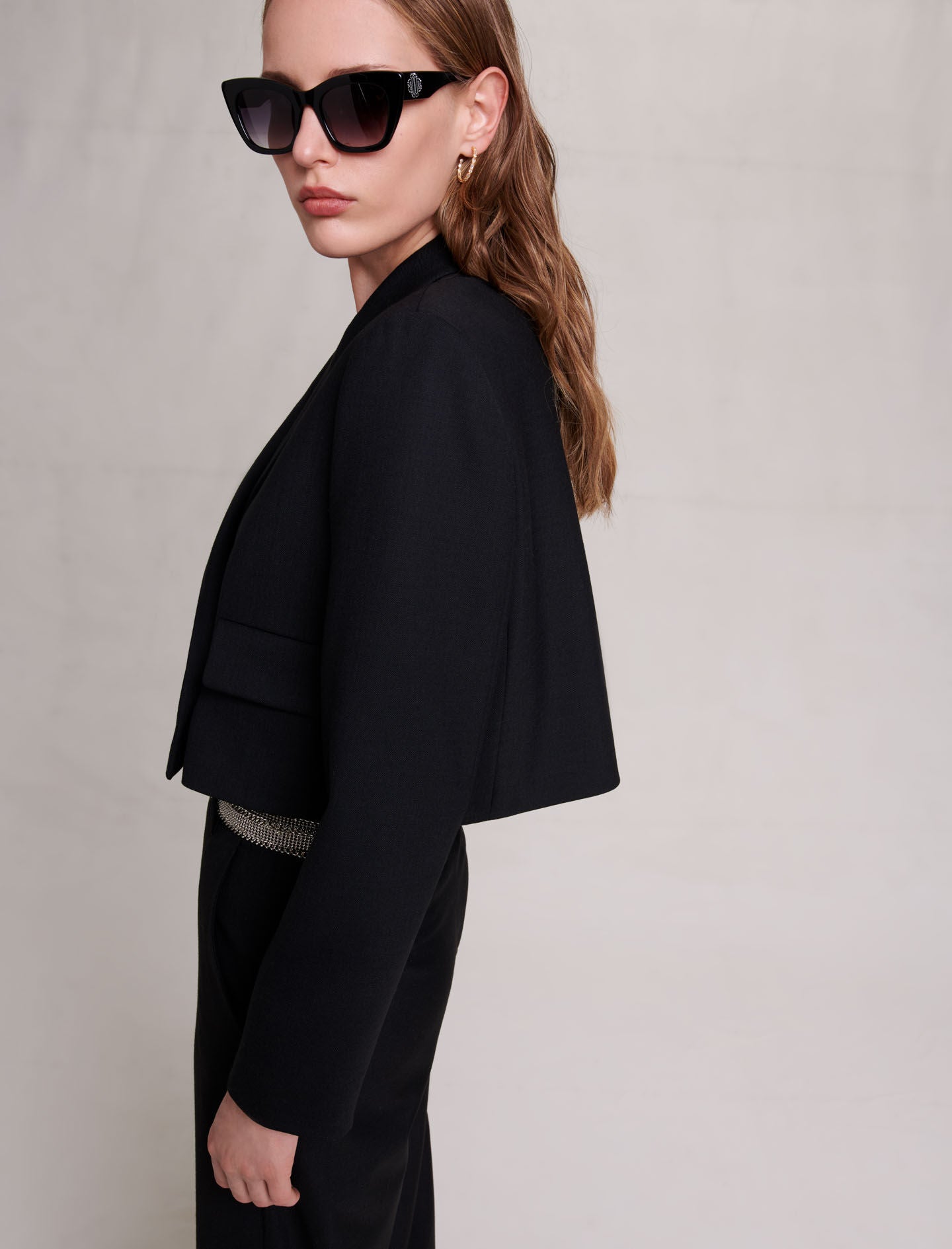 Black featured-short straight-fit jacket